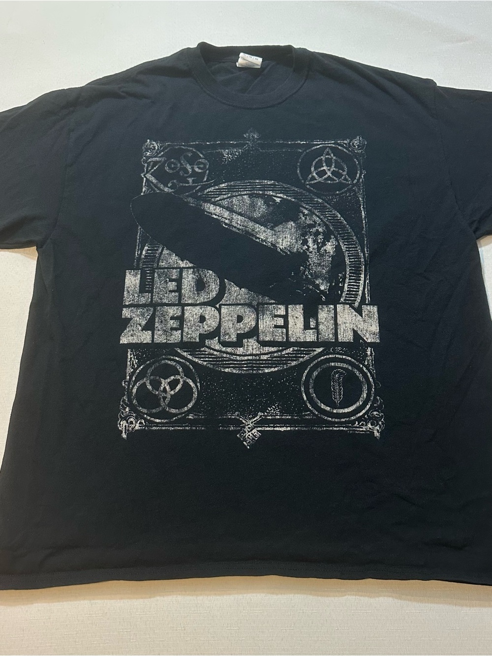 Led Zeppelin Black Graphic Band Tee XL